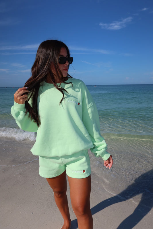 SB PASTEL LIME SHORTS // Strawberry