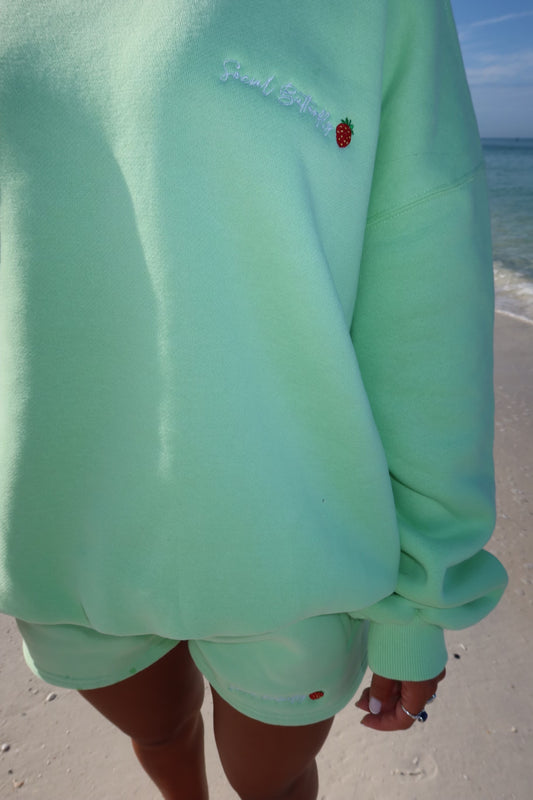 SB PASTEL LIME CREW // Strawberry